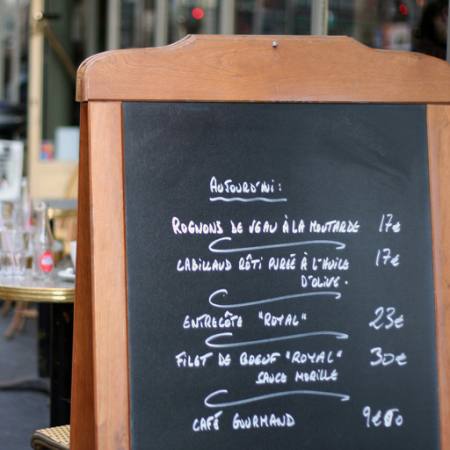 cibo, bar, caffe, ristorante, nero, prezzi, euro Elisabeth Perotin - Dreamstime