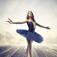 ballerino, donna, ragazza, danza, stage, nuvole Bowie15 - Dreamstime