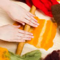 mani, cuoco, cucina, forno, rosso, arancione, bastone, in legno Natallia Khlapushyna (Chamillewhite)