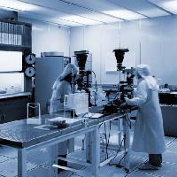 laboratorio, scientis, gli uomini, il lavoro, la scienza Christian Delbert - Dreamstime